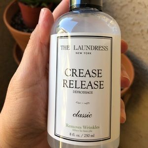 THE LAUNDRESS Crease Release Classic